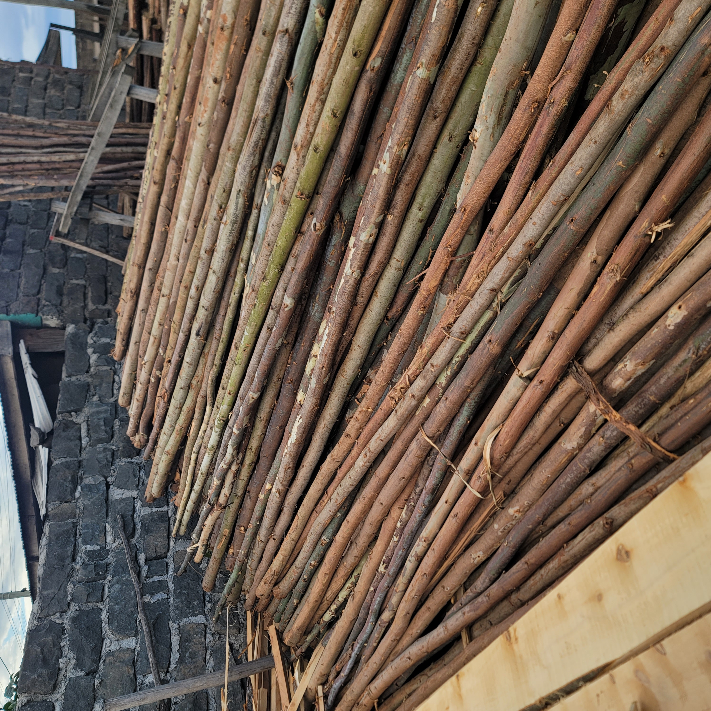 Round Poles 5